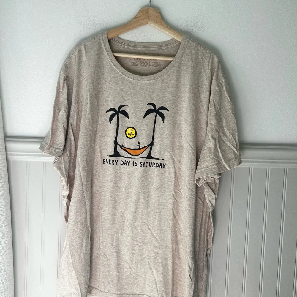 Life is Good 3XL Beige Graphic Tee - 'Every Day is Saturday' - Picture 1 of 6